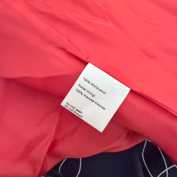 AKRIS Punto Red Mid Length Trench Pea Coat SU 14 Workwear Spring Fashion - Picture 13 of 13